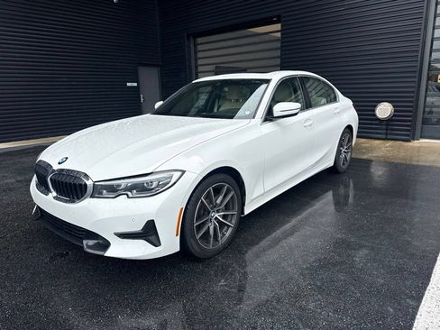 Used 2019 BMW 330i Sedan w/ Convenience Package RWD image 1