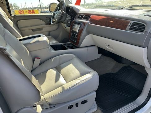 Used 2013 Chevrolet Silverado 1500 LTZ w/ LTZ Plus Package image 17