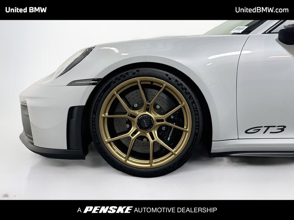 Used 2026 Porsche 911 GT3 RWD image 9