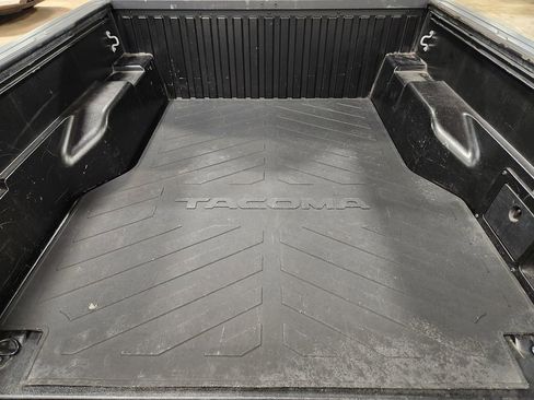 Used 2019 Toyota Tacoma TRD Sport AWD/4WD image 53