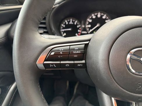 Used 2024 MAZDA MAZDA3 s image 19