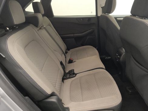 Used 2022 Ford Escape SE w/ SE Sport Appearance Package FWD image 19