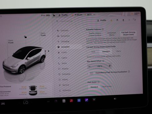Used 2022 Tesla Model Y Long Range AWD/4WD image 18