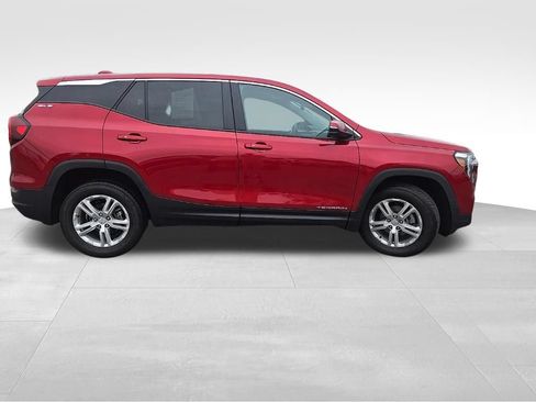 Certified 2023 GMC Terrain SLE AWD/4WD image 6