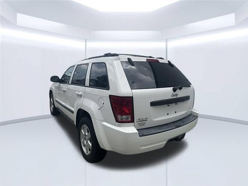 Used 2009 Jeep Grand Cherokee Laredo AWD/4WD image 9