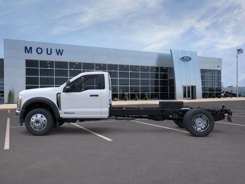 New 2025 Ford F550 4x4 Regular Cab Super Duty w/ XLT Value Package image 3