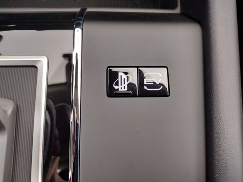 New 2025 Mitsubishi Outlander SE image 23