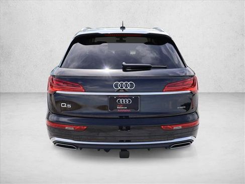 Used 2023 Audi Q5 2.0T Premium Plus w/ Premium Plus Package AWD/4WD image 8