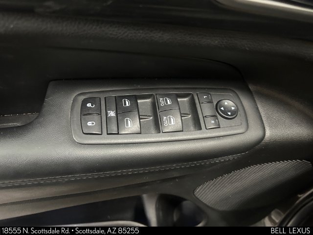 Used 2019 Jeep Grand Cherokee Altitude AWD/4WD image 19