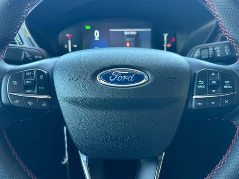 New 2025 Ford Escape ST-Line w/ Equipment Group 301A image 24