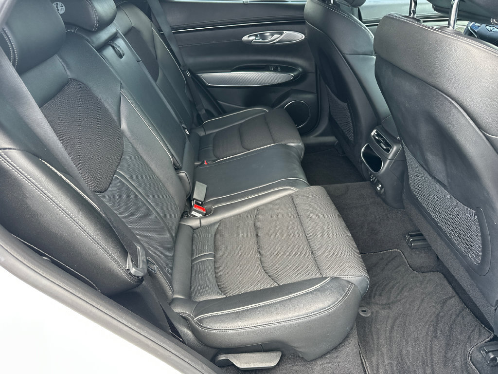 Used 2022 Genesis GV70 2.5T w/ Sport Prestige Package AWD/4WD image 15