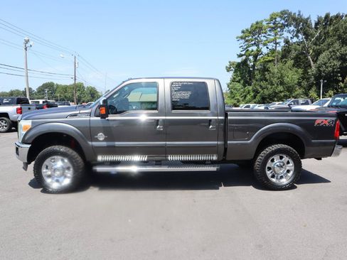 Used 2016 Ford F250 Lariat w/ Lariat Ultimate Package AWD/4WD image 6
