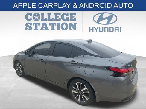 Used 2021 Nissan Versa SV image 7