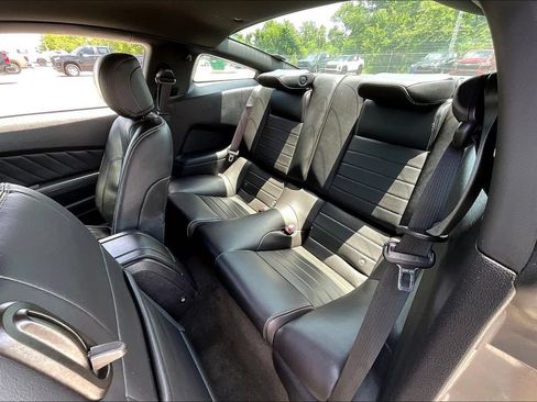 Used 2014 Ford Mustang GT Premium w/ Comfort Package RWD image 7