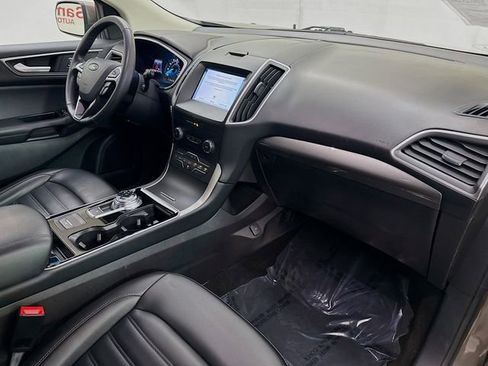 Certified 2019 Ford Edge SEL w/ Equipment Group 201A FWD image 29