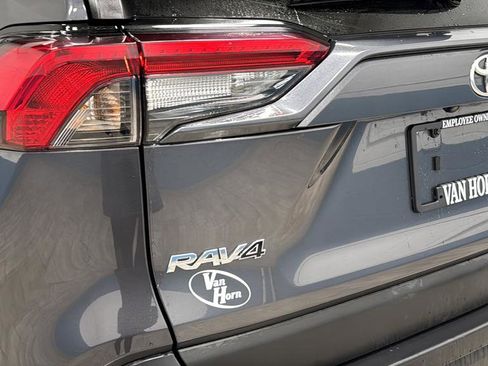 Used 2024 Toyota RAV4 XLE image 35