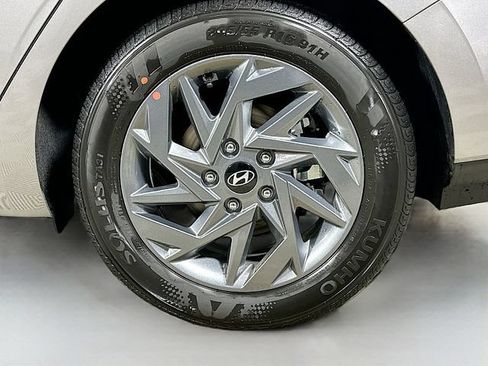 Used 2026 Hyundai Elantra Hybrid FWD image 22