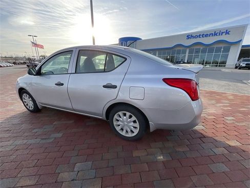 Used 2014 Nissan Versa S Plus image 15