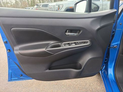 Used 2024 Nissan Versa SR FWD image 12