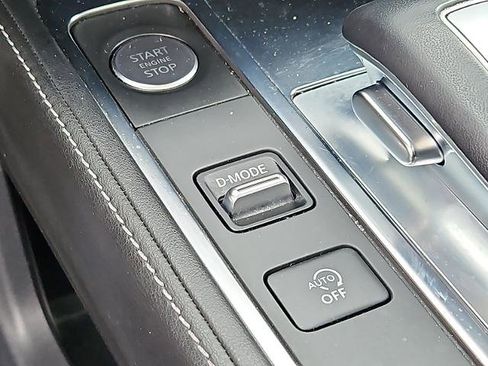 Certified 2023 INFINITI QX60 Luxe w/ Performance Audio Package image 26