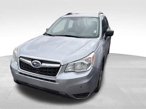 Used 2016 Subaru Forester 2.5i w/ Alloy Wheel Package AWD/4WD image 2