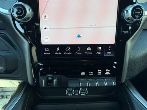 New 2026 RAM 2500 Big Horn AWD/4WD image 15