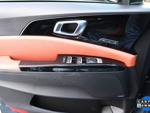 Used 2022 Kia Carnival SX Prestige image 20