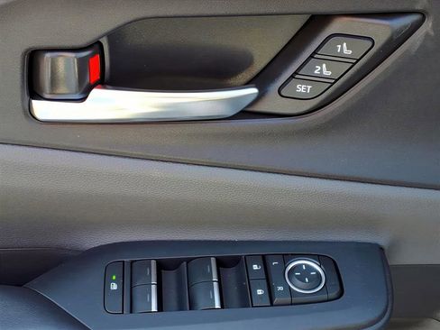 Certified 2025 Toyota Prius Limited image 17