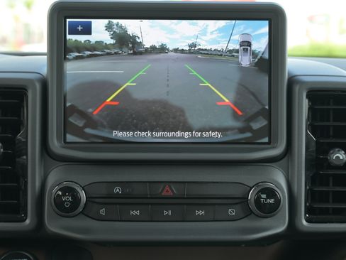 Used 2024 Ford Bronco Sport Outer Banks w/ Tech Package AWD/4WD image 19