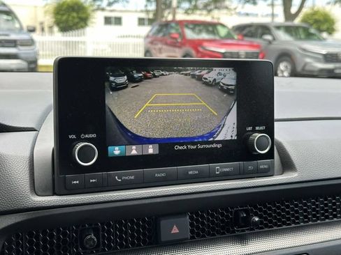 Used 2025 Honda HR-V LX image 26