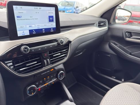 Used 2022 Ford Escape SE w/ Convenience Package image 22