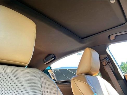 Used 2019 Lexus ES 350 w/ Accessory Package 2 image 25