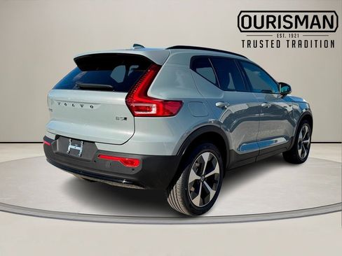 New 2026 Volvo XC40 B5 Plus w/ Protection Package Premier image 7