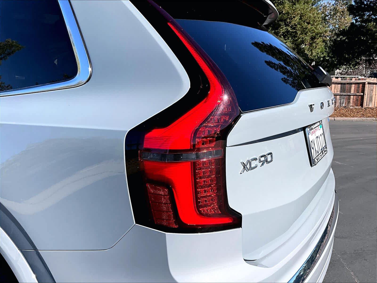 Used 2026 Volvo XC90 B5 Plus w/ Protection Package AWD/4WD image 34