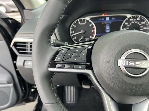 New 2025 Nissan Altima 2.5 SL image 16