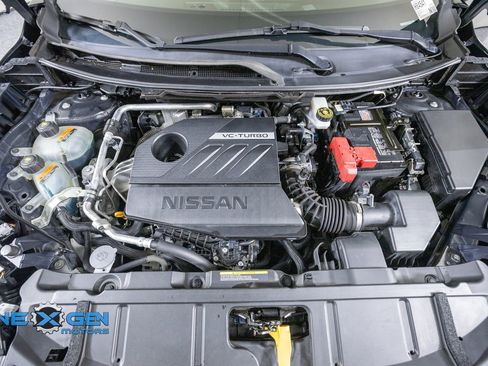 Used 2022 Nissan Rogue SV FWD image 46
