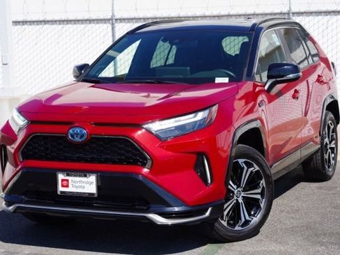 Used 2024 Toyota RAV4 XSE image 4