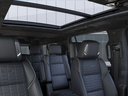 New 2026 Cadillac Escalade ESV Platinum Sport AWD/4WD image 24