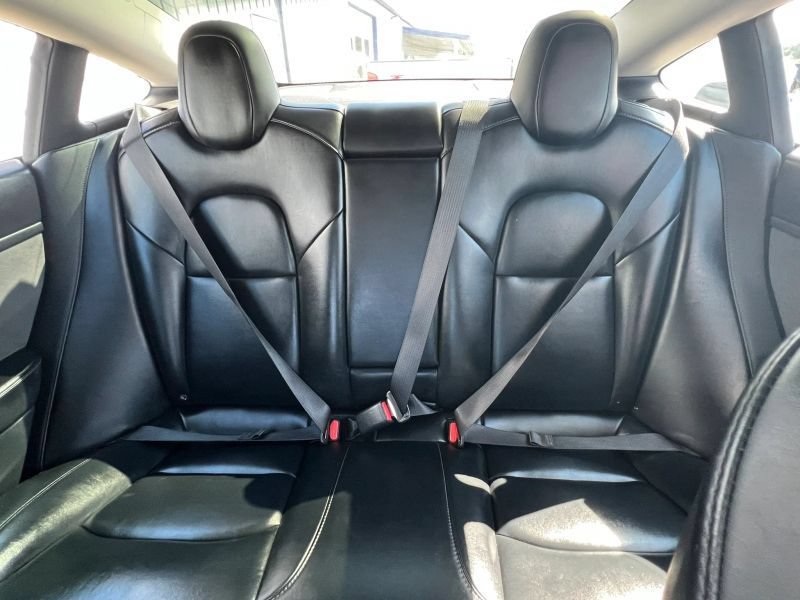 Used 2020 Tesla Model 3 Standard Range Plus RWD image 21