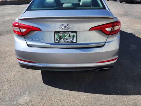 Used 2017 Hyundai Sonata SE image 5