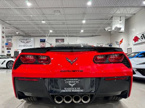 Used 2015 Chevrolet Corvette Stingray Coupe w/ 2LT Preferred Equipment Group RWD image 27