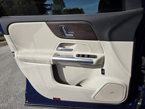 Used 2025 Mercedes-Benz GLA 250 image 20