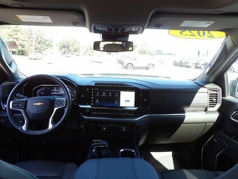 Used 2025 Chevrolet Silverado 1500 LTZ w/ LTZ Premium Package AWD/4WD image 30