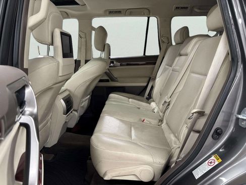 Used 2012 Lexus GX 460 Premium image 18