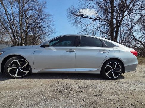 Used 2018 Honda Accord Sport image 1