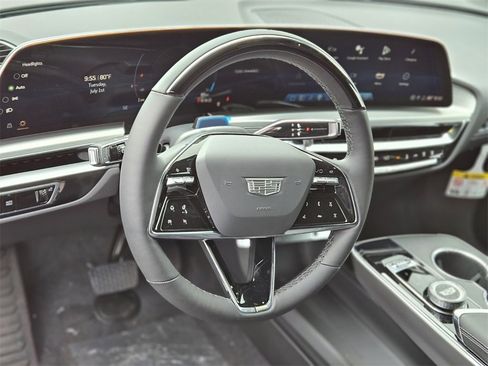 New 2025 Cadillac Lyriq Sport image 19