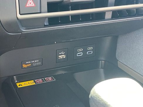 Used 2025 Toyota Camry LE image 8