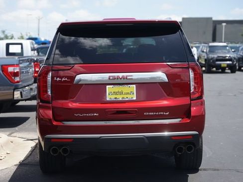Used 2023 GMC Yukon Denali AWD/4WD image 7