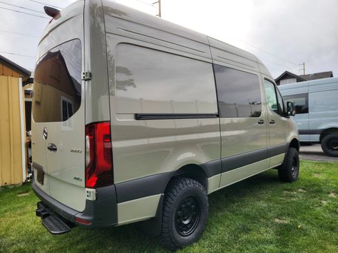 Used 2026 Mercedes-Benz Sprinter 2500 image 14