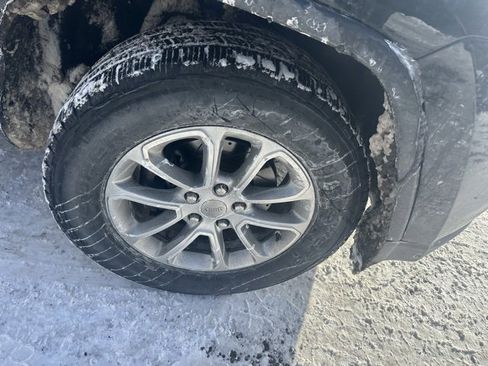 Used 2015 Jeep Grand Cherokee Limited image 7